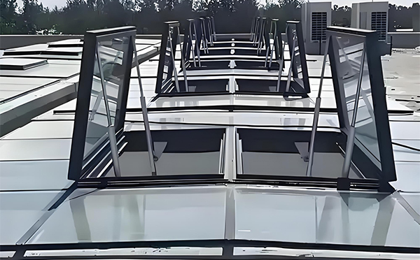 玛沁排烟窗 玛沁排烟窗