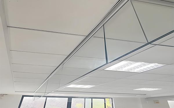 玛沁玻璃挡烟垂壁