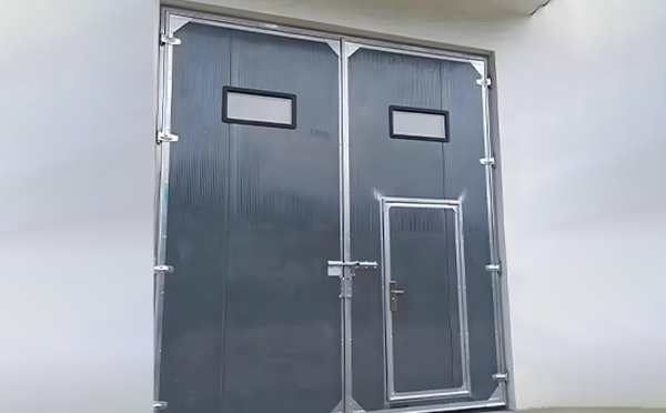 玛沁厂房保温门