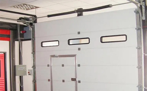 玛沁工业提升门的安装方法 玛沁工业提升门的安装方法