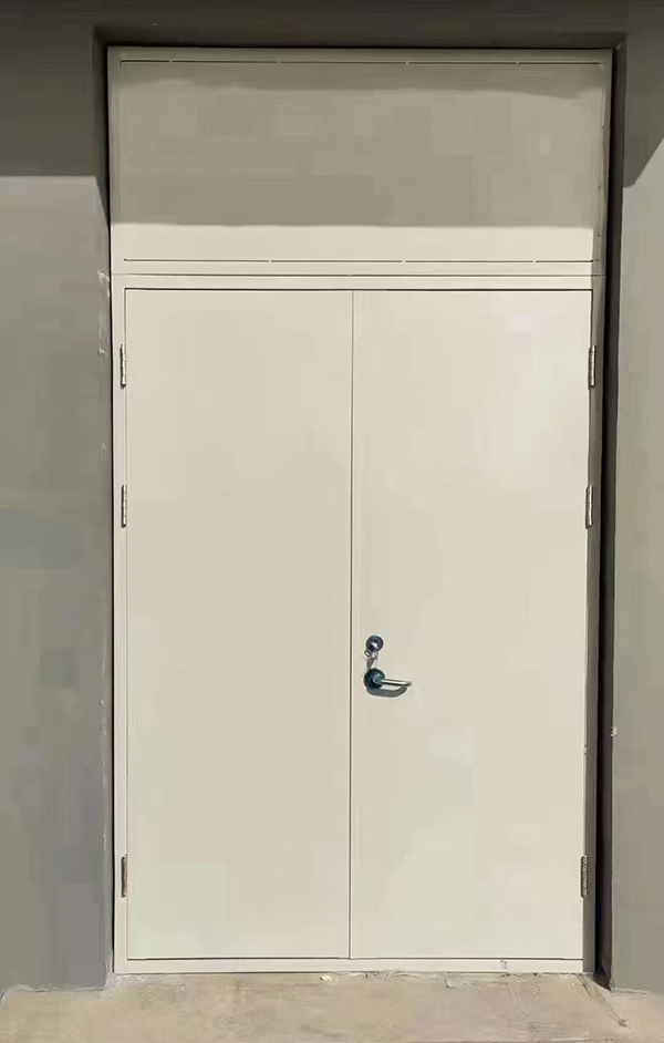 展览馆项目完成大跨度玛沁防火门安装 展览馆项目完成大跨度玛沁防火门安装